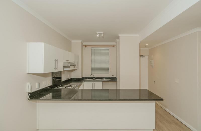 2 Bedroom Property for Sale in Muizenberg Western Cape